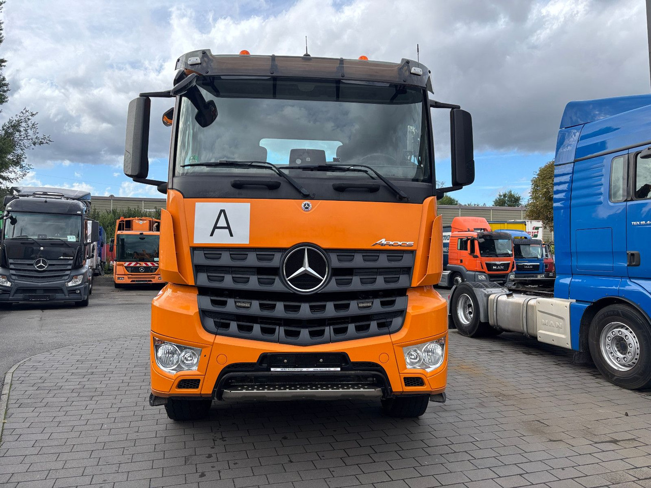 Mercedes-Benz Arocs 2648 6x4/Kempf - Sklápěč: obrázek 4 Mercedes-Benz Arocs 2648 6x4/Kempf - Sklápěč: obrázek 4