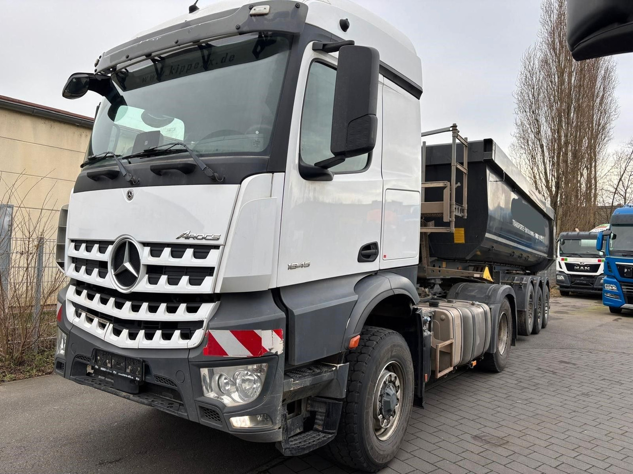 Mercedes-Benz 1845 4x4/Retarder/Kipphydraulik - Tahač: obrázek 1 Mercedes-Benz 1845 4x4/Retarder/Kipphydraulik - Tahač: obrázek 1