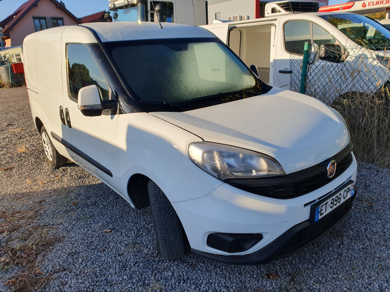 FIAT DOBLO CHLODNIA THERMOKING KLIMA EURO6 - Chladící dodávka: obrázek 2 FIAT DOBLO CHLODNIA THERMOKING KLIMA EURO6 - Chladící dodávka: obrázek 2