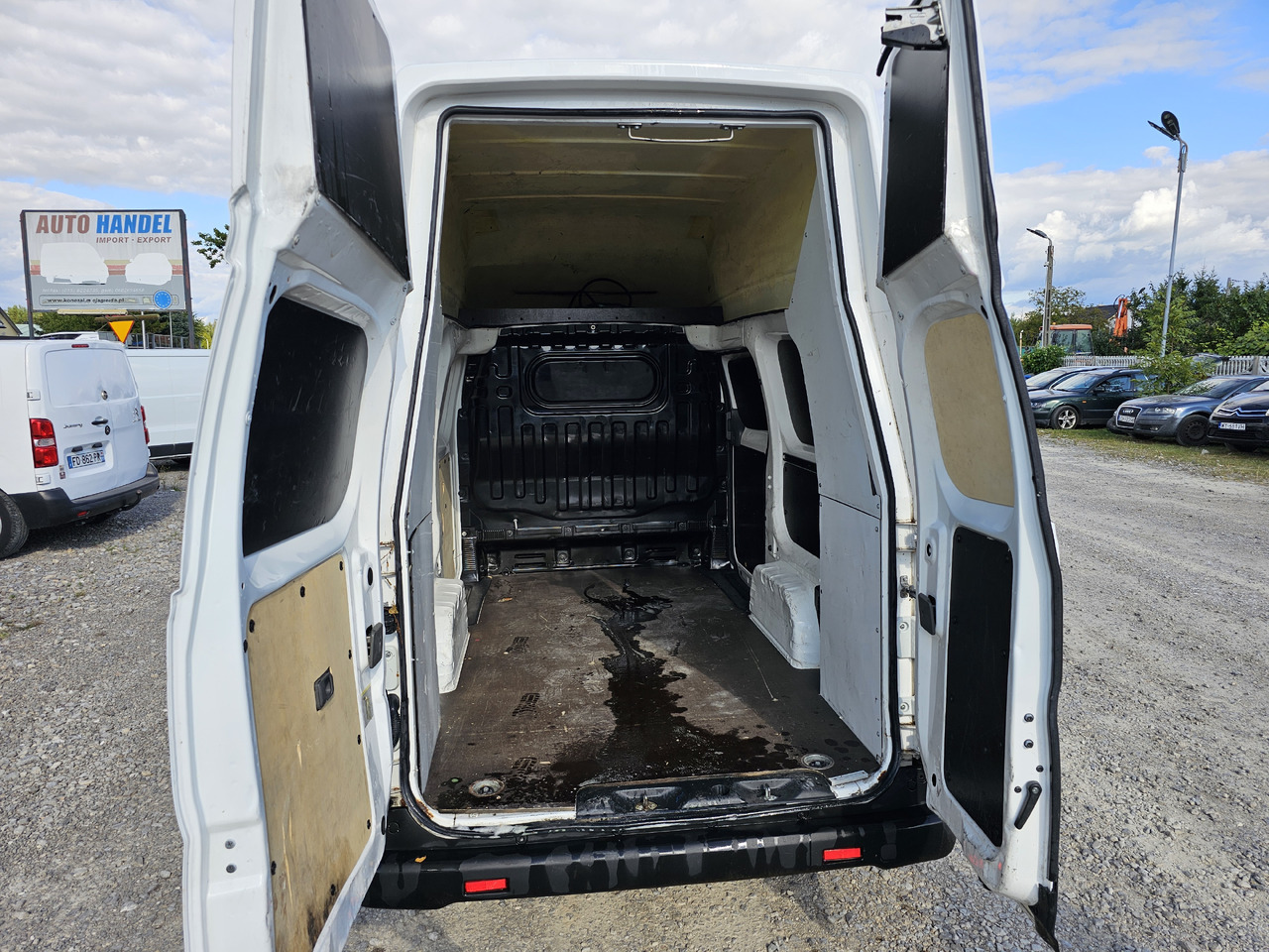 NISSAN E-NV200 ELEKTRYCZNY 40 KV 250 km KLIMA KAMERA - Malá dodávka, Elektrická dodávka: obrázek 2 NISSAN E-NV200 ELEKTRYCZNY 40 KV 250 km KLIMA KAMERA - Malá dodávka, Elektrická dodávka: obrázek 2