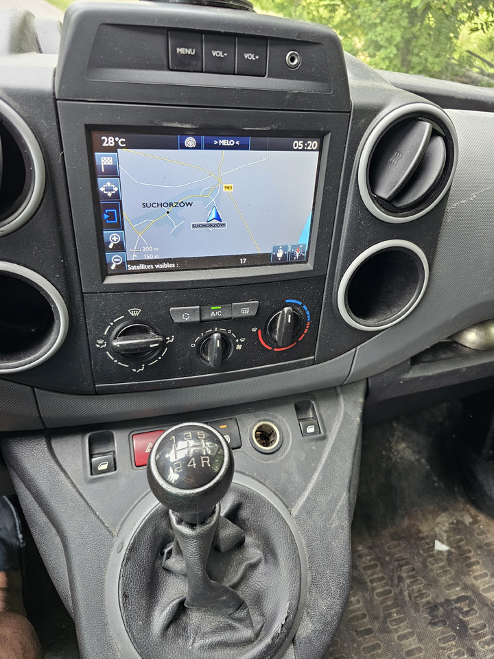 PEUGEOT PARTNER LONG CHLODNIA MROZNIA CARRIER KLIMA NAVI EURO6 - Chladící dodávka: obrázek 3 PEUGEOT PARTNER LONG CHLODNIA MROZNIA CARRIER KLIMA NAVI EURO6 - Chladící dodávka: obrázek 3
