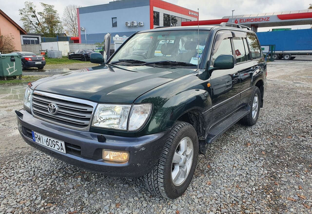 Toyota LAND CRUISER 100 4,2 TD KLIMA 7 OSOB - Osobní auto: obrázek 1 Toyota LAND CRUISER 100 4,2 TD KLIMA 7 OSOB - Osobní auto: obrázek 1