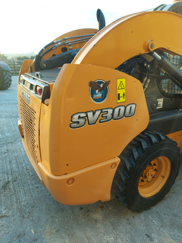 2014 CASE SV300 - Smykový nakladač: obrázek 4 2014 CASE SV300 - Smykový nakladač: obrázek 4