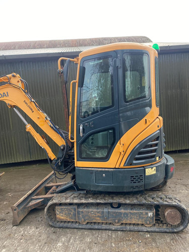 2017 Hyundai R25Z-9AK - Rýpadlo: obrázek 1 2017 Hyundai R25Z-9AK - Rýpadlo: obrázek 1
