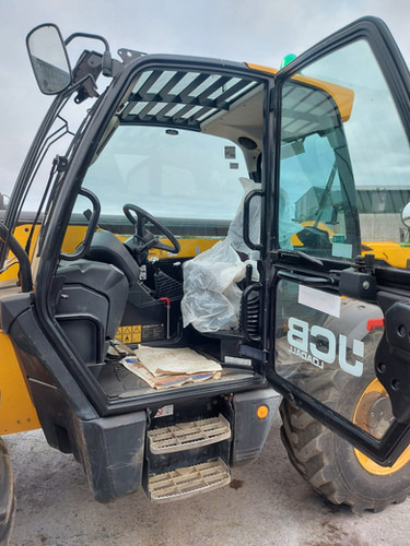 2020 JCB 540-140 - Teleskopický manipulátor: obrázek 4 2020 JCB 540-140 - Teleskopický manipulátor: obrázek 4