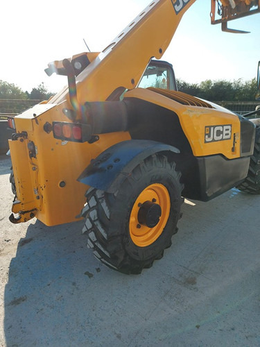 JCB 527-58 AGRI - Teleskopický manipulátor: obrázek 4 JCB 527-58 AGRI - Teleskopický manipulátor: obrázek 4