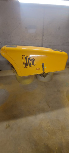 JCB Bonnet - Kapota pro Stavební technika: obrázek 3 JCB Bonnet - Kapota pro Stavební technika: obrázek 3