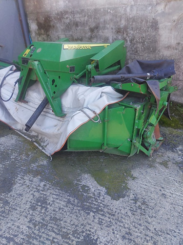 John Deere 131 - Žací stroj: obrázek 4 John Deere 131 - Žací stroj: obrázek 4