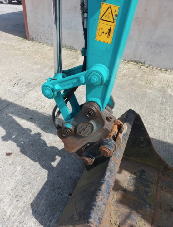 Mini rýpadlo KOBELCO SK28SR-6: obrázek 9