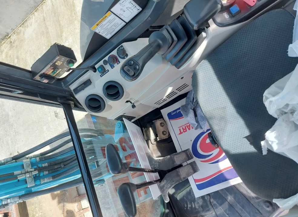 Mini rýpadlo KOBELCO SK28SR-6: obrázek 12