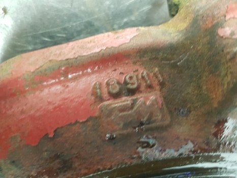 Case 395, 495, 595, 895, 3230, 4210, 4220 Front Axle Swivel Housing Rhs 311567a1 - Přední náprava pro Traktor: obrázek 4 Case 395, 495, 595, 895, 3230, 4210, 4220 Front Axle Swivel Housing Rhs 311567a1 - Přední náprava pro Traktor: obrázek 4