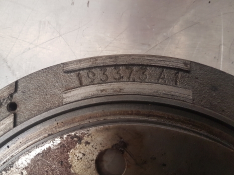 Case 4230 Brake Piston And Bearing Carrier 399770r2, 399769r2, 193373a1 - Brzdové díly pro Traktor: obrázek 2 Case 4230 Brake Piston And Bearing Carrier 399770r2, 399769r2, 193373a1 - Brzdové díly pro Traktor: obrázek 2