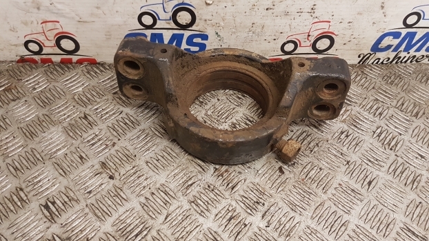 Case Cx70, Cx80, Cx90, Cx100 Front Axle Support Rear B510160 - Přední náprava pro Traktor: obrázek 3 Case Cx70, Cx80, Cx90, Cx100 Front Axle Support Rear B510160 - Přední náprava pro Traktor: obrázek 3