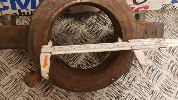 Case Cx70, Cx80, Cx90, Cx100 Front Axle Support Rear B510160 - Přední náprava pro Traktor: obrázek 2 Case Cx70, Cx80, Cx90, Cx100 Front Axle Support Rear B510160 - Přední náprava pro Traktor: obrázek 2