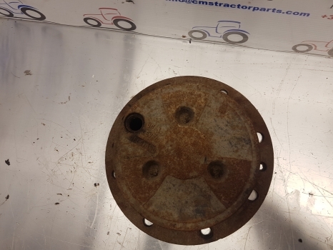 Case Hub Cover 4472452036 Zf Apl 330 81437c1 - Hlava pro Traktor: obrázek 3 Case Hub Cover 4472452036 Zf Apl 330 81437c1 - Hlava pro Traktor: obrázek 3