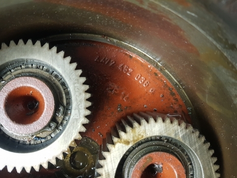 Case International 56, 44, 43, 85, 95 Zf Apl330 Front Axle Hub Plate 4472452036 - Hlava pro Traktor: obrázek 2 Case International 56, 44, 43, 85, 95 Zf Apl330 Front Axle Hub Plate 4472452036 - Hlava pro Traktor: obrázek 2