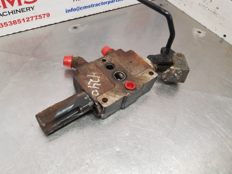 Case International 885, C, Cx, Hydraulic Auxiliary Spool Valve 1287379c91 - Hydraulika: obrázek 3 Case International 885, C, Cx, Hydraulic Auxiliary Spool Valve 1287379c91 - Hydraulika: obrázek 3