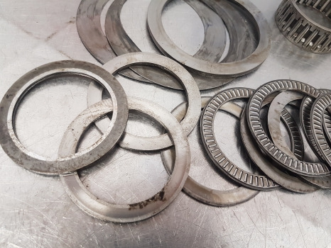 Case Maxxum 5120, 5130, 5140, 5150 Transmission Needle, Thrust Bearings 80907c1 - Převodovka: obrázek 4 Case Maxxum 5120, 5130, 5140, 5150 Transmission Needle, Thrust Bearings 80907c1 - Převodovka: obrázek 4