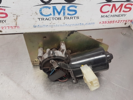 Case Mxm190, 140, 130 New Holland Tm120, 140 Front Wiper Motor 82016930 - Stěrač: obrázek 1 Case Mxm190, 140, 130 New Holland Tm120, 140 Front Wiper Motor 82016930 - Stěrač: obrázek 1