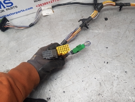 Claas Arion 640 Cab Wiring Loom 0022371370, 0022371372, 22371370, 22371372 - Kabely/ Vodiče pro Traktor: obrázek 2 Claas Arion 640 Cab Wiring Loom 0022371370, 0022371372, 22371370, 22371372 - Kabely/ Vodiče pro Traktor: obrázek 2