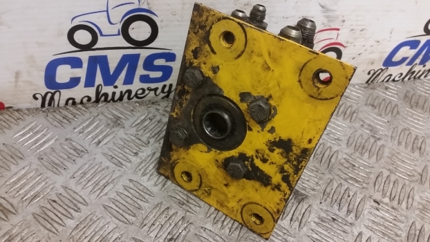 Danfos Hydraulic Steering Motor, Valve 150n1240 - Hydraulický motor: obrázek 5 Danfos Hydraulic Steering Motor, Valve 150n1240 - Hydraulický motor: obrázek 5