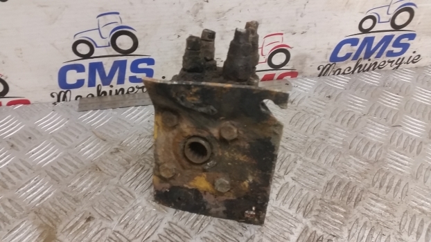 Danfos Hydraulic Steering Motor, Valve 150n1240 - Hydraulický motor: obrázek 5 Danfos Hydraulic Steering Motor, Valve 150n1240 - Hydraulický motor: obrázek 5