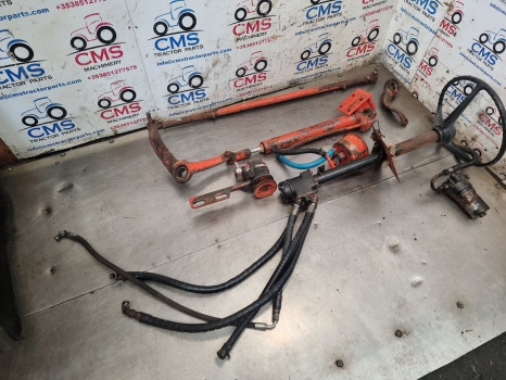 David Brown Case 885, 880, 780 Power Steering Kit K945702 - Ovládání volantem: obrázek 4 David Brown Case 885, 880, 780 Power Steering Kit K945702 - Ovládání volantem: obrázek 4