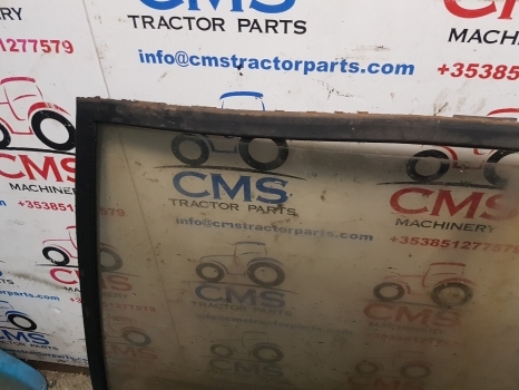 David Brown Case 90, 94 Series 1290, 1394, 1294 Windscreen K262895 K303699 - Okno a díly pro Traktor: obrázek 5 David Brown Case 90, 94 Series 1290, 1394, 1294 Windscreen K262895 K303699 - Okno a díly pro Traktor: obrázek 5
