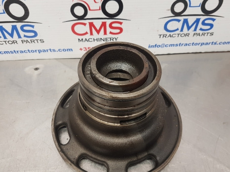 Fendt 724 S4, 716, 718, 720, 722 Rear Axle Bearing Support 743450010030 - Zadní náprava: obrázek 3 Fendt 724 S4, 716, 718, 720, 722 Rear Axle Bearing Support 743450010030 - Zadní náprava: obrázek 3