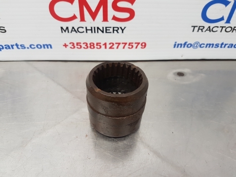 Fendt 818, 711, 712, 714, 820, Rear Axle Pinion Coupling 716100410071 - Zadní náprava: obrázek 1 Fendt 818, 711, 712, 714, 820, Rear Axle Pinion Coupling 716100410071 - Zadní náprava: obrázek 1