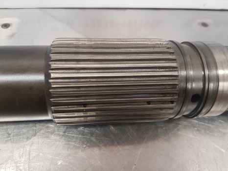 Fendt 818, 718na, 820 Greentec, 820na, Rear Axle Shaft 718150152012 - Zadní náprava: obrázek 3 Fendt 818, 718na, 820 Greentec, 820na, Rear Axle Shaft 718150152012 - Zadní náprava: obrázek 3
