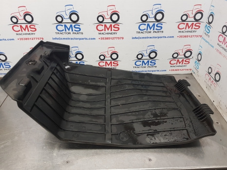 Fendt 928, 900 Series, 927, Engine Valve Unit Cover G945500170020, 931502171050 - Karoserie a exteriér: obrázek 5 Fendt 928, 900 Series, 927, Engine Valve Unit Cover G945500170020, 931502171050 - Karoserie a exteriér: obrázek 5