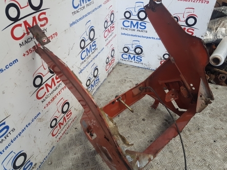Fiat 115-90, 130-90, 140-90, 160-90 Cab Dash Board Panel 5153405, 5128150 - Palubní deska pro Traktor: obrázek 2 Fiat 115-90, 130-90, 140-90, 160-90 Cab Dash Board Panel 5153405, 5128150 - Palubní deska pro Traktor: obrázek 2