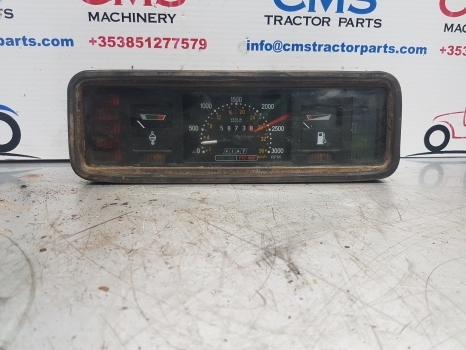 Fiat 90, 94, 46, 56 Series 90-90, 100-90 Dash Clock Instrument Cluster 5125046 - Palubní deska pro Traktor: obrázek 1 Fiat 90, 94, 46, 56 Series 90-90, 100-90 Dash Clock Instrument Cluster 5125046 - Palubní deska pro Traktor: obrázek 1