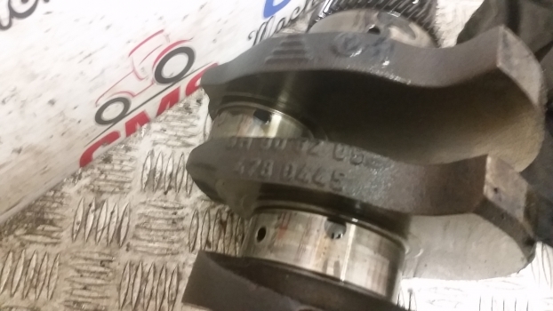 Fiat F, F Dt, 90 Series F100, F130, F140 Crankshaft 4785107, 4780445 - Zalomený hřídel pro Traktor: obrázek 2 Fiat F, F Dt, 90 Series F100, F130, F140 Crankshaft 4785107, 4780445 - Zalomený hřídel pro Traktor: obrázek 2