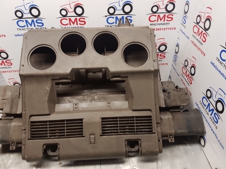 Fiat F100, F110, F115, F120, F130, F140 Cab Plastic Panel, Cover 9966258 - Kabina a interiér pro Traktor: obrázek 3 Fiat F100, F110, F115, F120, F130, F140 Cab Plastic Panel, Cover 9966258 - Kabina a interiér pro Traktor: obrázek 3