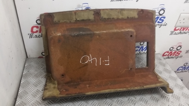 Fiat F140, F100, F120, F130, F140 Dt, F120 Dt, F130 Dtcab Interior Panel - Kabina a interiér pro Traktor: obrázek 3 Fiat F140, F100, F120, F130, F140 Dt, F120 Dt, F130 Dtcab Interior Panel - Kabina a interiér pro Traktor: obrázek 3