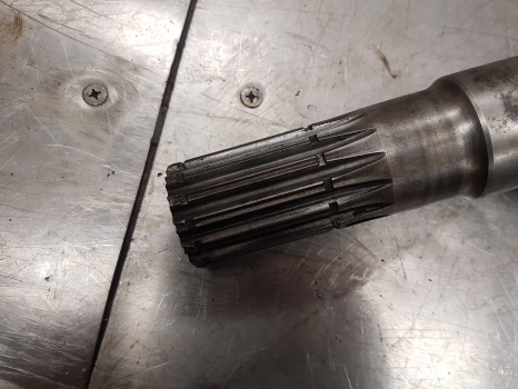 Fiat F140dt, Fiat120dt, Fiat130dt Front Axle Drive Shaft Lhs 5154038 - Poloosa pro Traktor: obrázek 2 Fiat F140dt, Fiat120dt, Fiat130dt Front Axle Drive Shaft Lhs 5154038 - Poloosa pro Traktor: obrázek 2