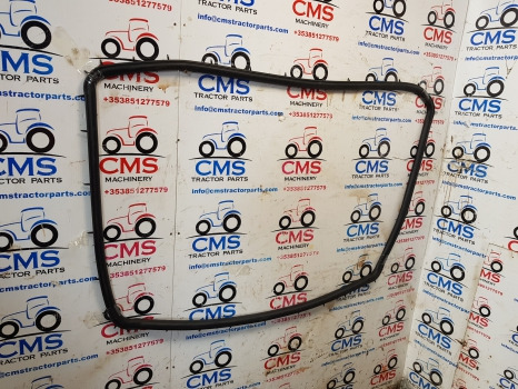 Ford 10, 30, 100, 200, 600, 1000 Super Q Cab Rear Windows Seal E7nn9442082ca - Okno a díly pro Osobní auto: obrázek 2 Ford 10, 30, 100, 200, 600, 1000 Super Q Cab Rear Windows Seal E7nn9442082ca - Okno a díly pro Osobní auto: obrázek 2