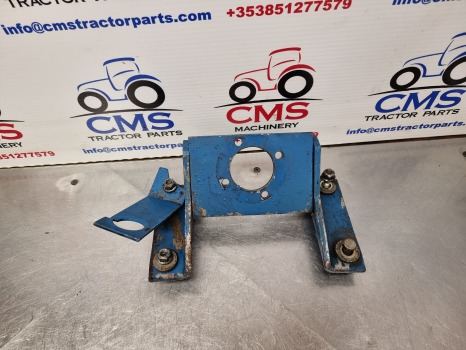 Ford 10, 30, Tw Series, Tw10, Tw20, Wheel Steering Support D5nn3b718d - Ovládání volantem: obrázek 2 Ford 10, 30, Tw Series, Tw10, Tw20, Wheel Steering Support D5nn3b718d - Ovládání volantem: obrázek 2
