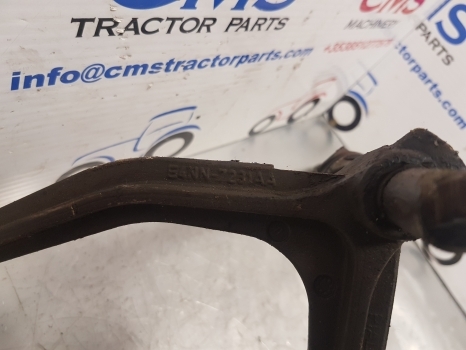 Ford 10 Series 7810, 7910, 8210 Transmission Lower Fork E4nn7231aa, 83952078 - Transmise pro Traktor: obrázek 3 Ford 10 Series 7810, 7910, 8210 Transmission Lower Fork E4nn7231aa, 83952078 - Transmise pro Traktor: obrázek 3