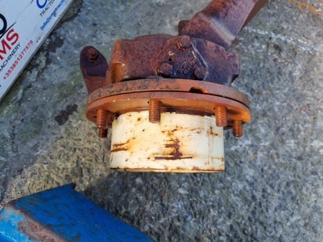 Ford 10 Series 8210 Zf Apl325 Front Axle And Hub 4472154069 - Náprava a díly: obrázek 4 Ford 10 Series 8210 Zf Apl325 Front Axle And Hub 4472154069 - Náprava a díly: obrázek 4