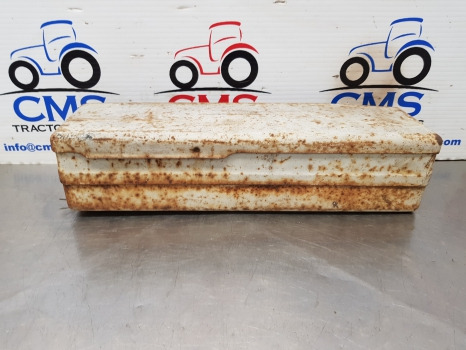 Ford 2000, 2600, 3000, 3600, 4000, 5000 Toolbox D3nn17005a11m, E3nn17005ab11m - Kabina a interiér: obrázek 2 Ford 2000, 2600, 3000, 3600, 4000, 5000 Toolbox D3nn17005a11m, E3nn17005ab11m - Kabina a interiér: obrázek 2
