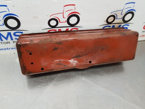 Ford 2000, 2600, 3000, 3600, 4000, 5000 Toolbox D3nn17005a11m, E3nn17005ab11m - Kabina a interiér: obrázek 3 Ford 2000, 2600, 3000, 3600, 4000, 5000 Toolbox D3nn17005a11m, E3nn17005ab11m - Kabina a interiér: obrázek 3