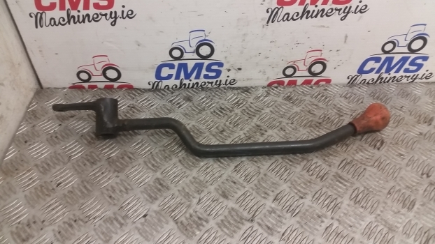 Ford 30 S 3430, 3930, 4630, 5030 Transmission Control Lever E9nn7202ab, 81874727 - Řadící páka pro Traktor: obrázek 1 Ford 30 S 3430, 3930, 4630, 5030 Transmission Control Lever E9nn7202ab, 81874727 - Řadící páka pro Traktor: obrázek 1