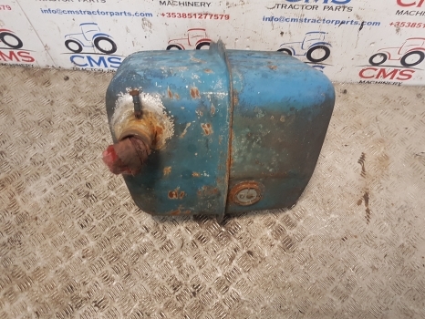 Ford 4000, 4600 Fuel Tank Original E2nn9002ba, E3nn9002kb, 83935630 - Palivová nádrž pro Zemědělská technika: obrázek 1 Ford 4000, 4600 Fuel Tank Original E2nn9002ba, E3nn9002kb, 83935630 - Palivová nádrž pro Zemědělská technika: obrázek 1