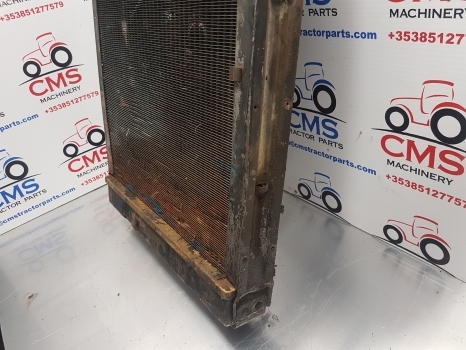 Ford 4500, 5000, 5100, 5600, 5500 Engine Water Cooling Radiator, Cowl 86531508 - Chladič pro Traktor: obrázek 5 Ford 4500, 5000, 5100, 5600, 5500 Engine Water Cooling Radiator, Cowl 86531508 - Chladič pro Traktor: obrázek 5