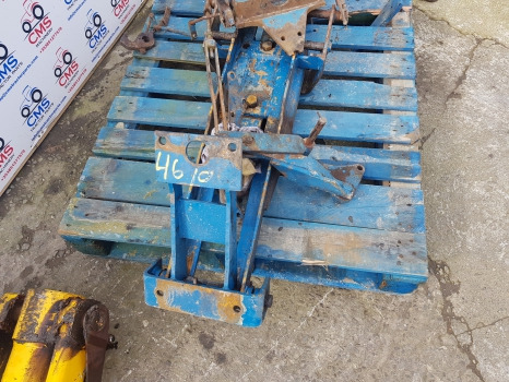 Ford 4610, 4600, 4000, 3910, Pick Up Hitch Complete Original - Rám/ Šasi: obrázek 3 Ford 4610, 4600, 4000, 3910, Pick Up Hitch Complete Original - Rám/ Šasi: obrázek 3