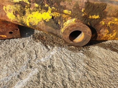 Ford 550, 655, 655a, 555b, 555a, 555 Digger Front Axle E4nn3b012aa12z - Přední náprava pro Rýpadlo-nakladač: obrázek 4 Ford 550, 655, 655a, 555b, 555a, 555 Digger Front Axle E4nn3b012aa12z - Přední náprava pro Rýpadlo-nakladač: obrázek 4