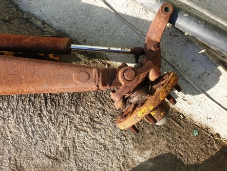 Ford 550, 655, 655a, 555b, 555a, 555 Digger Front Axle E4nn3b012aa12z - Přední náprava pro Rýpadlo-nakladač: obrázek 3 Ford 550, 655, 655a, 555b, 555a, 555 Digger Front Axle E4nn3b012aa12z - Přední náprava pro Rýpadlo-nakladač: obrázek 3
